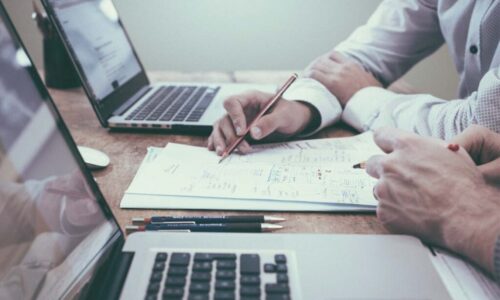 Introdução à Contabilidade e Finanças