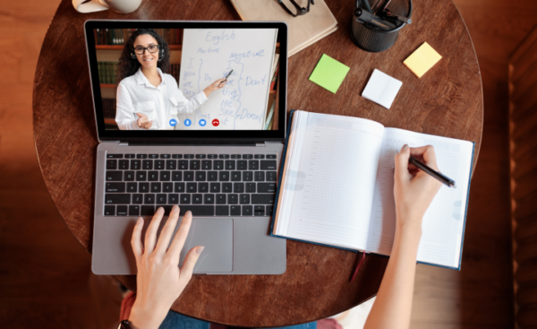 Tutoria-Online-I-600x367