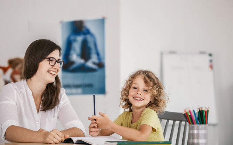 Psicologia-Educacao-e-as-Novas-Tecnologias-768x478-1